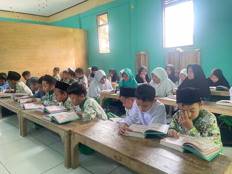 wakaf al-qur'an